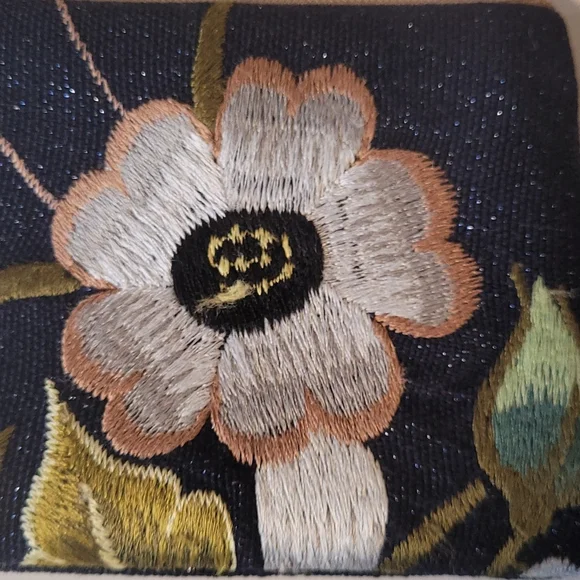 Handmade Cotton Purse - Picture 3 of 7